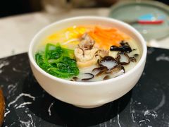 鸡丝米线-云海肴云南菜·蒸汽石锅鱼(青岛万象城店)