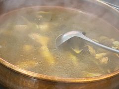 -阿山卓·野生菌火锅·纳西火塘烤肉