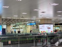 -虹桥火车站(地铁站)