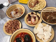 -东排食堂长沙小吃大排档(五一广场店)
