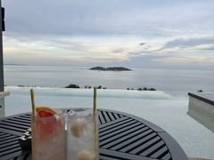 -瑰丽酒店·海吧·天际下午茶·现场DJ·天台酒吧