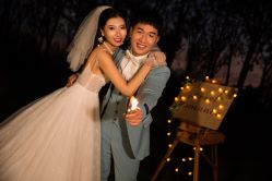 -二十一世纪婚纱摄影(省府前街店)