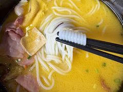 -桥香园过桥米线(国贸店)
