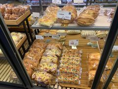 -顶东面包花园·生日蛋糕(世博店)