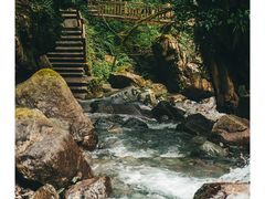 -西岭雪山大飞水景区