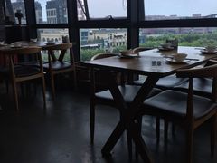 靠窗位-菩提树·素食餐厅(汇智国际商业中心店)
