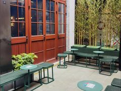 -星巴克臻选(上海今潮8弄店)