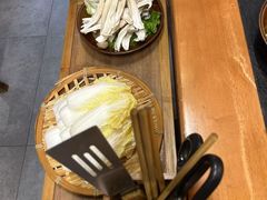 -阿山卓·野生菌火锅·纳西火塘烤肉
