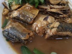 -鸿运美食府
