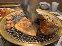 -山焱·炭火自助烤肉(周浦万达店)