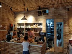 -山下面包坊(湖滨店)