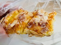椰香巴旦木起酥-巴黎贝甜(阜成门万通店)