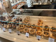 -VERIE BAKEHOUSE