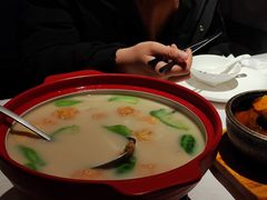 -千百味红餐厅·江西菜(绿地双子塔店)