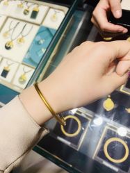 -周大福CHOW TAI FOOK(浦东八佰伴店)