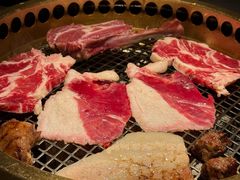 -铭牛烧肉·和牛海鲜自助(高新月牙湖店)
