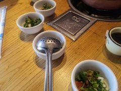 -阿婆情腊排骨火锅(金虹路店)