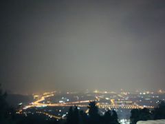 -鬼笑石后山停车场