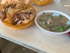 -洪峰浩老北京烧饼夹肉(角门路店)