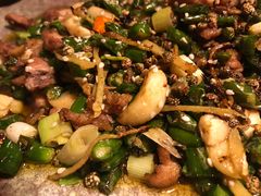 酒馆大盘兔-醉小酒馆·川菜·江湖菜·重庆菜(观音桥旗舰店)