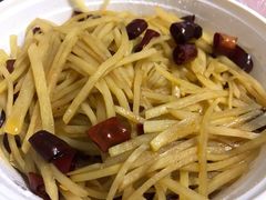 酸辣土豆丝-自己人(九码头店)