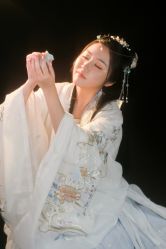 -汉仪华裳汉服馆(打浦桥店)