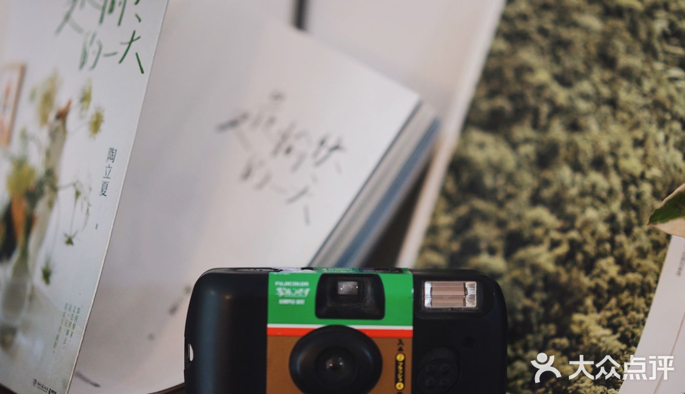 TonTon小屋☕️社区咖啡甜点木质小屋