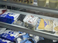 -正飞鲜奶(吐鲁番路店)