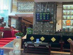 -凤凰楼酒家·粤宴点心(华强北店)