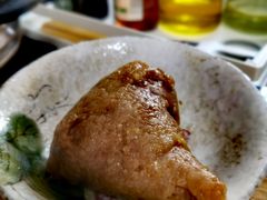 蛋黄肉粽-小阿姨小脚粽(静安店)