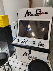 -老男孩男士理容馆·理发·烫染·修面