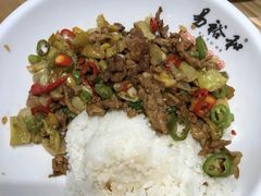 脆黄瓜炒肉-易裕和·长沙米粉(竹塘西路店)