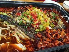 -鱼众不同·鸡公煲·烤全鱼(国顺路店)