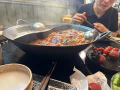 -鹿鸣山草本茶香火锅(园西路店)
