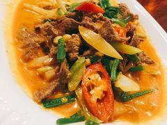 -Dang restaurant (patong phuket)