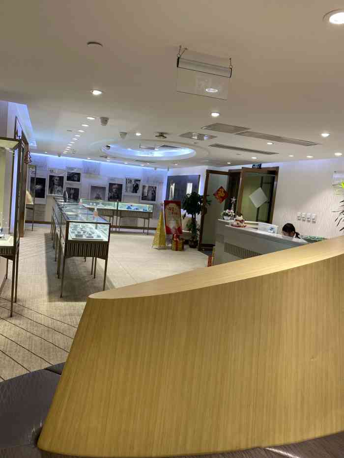 钻石小鸟几家店铺(钻石小鸟实体店一览表)