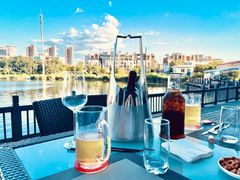 -天津梅江中心皇冠假日酒店