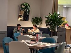 -港丽餐厅(来福士店)