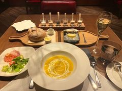 -恰餐厅及酒吧 CHAR Bar & Grill (北京丽都皇冠假日店)