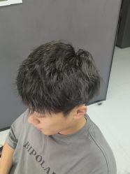 -宫铭烫发染发接发店