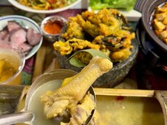 -刘姐啤酒鱼民族演艺餐厅(西街总店)