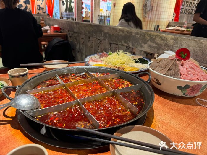 周小明火锅(黑金冠社区店)图片