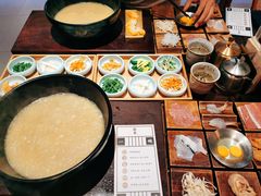 -银米·云南传统过桥米线(双廊黑金冠店)