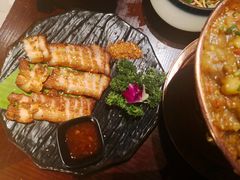 纳西烤山猪-觅山云南菜(泊富ICITY店)