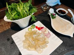 -大匠工房古船木艺术餐厅·猪肚鸡专门店(长白仙岛店)
