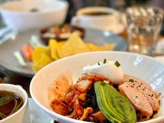 炙烤三文鱼拌饭-Moka Bros 摩卡站(西单大悦城店)