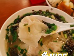小馄饨-三两春肚肺汤(崂山路店)