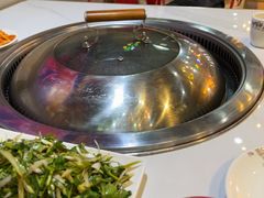 -哈尔滨烧烤·山河村铁锅炖(交大店)