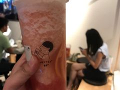 满杯红柚-喜茶(上海正大广场店)