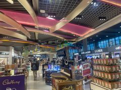 -中免(澳门机场免税店)